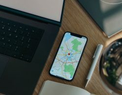aktywacja zdalnego lokalizowania w telefonie